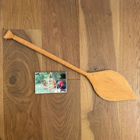 Vintage 29” Ecuador Hand Carved Paddle 29” Long Decor Decorative and Provenance - Picture 1 of 9